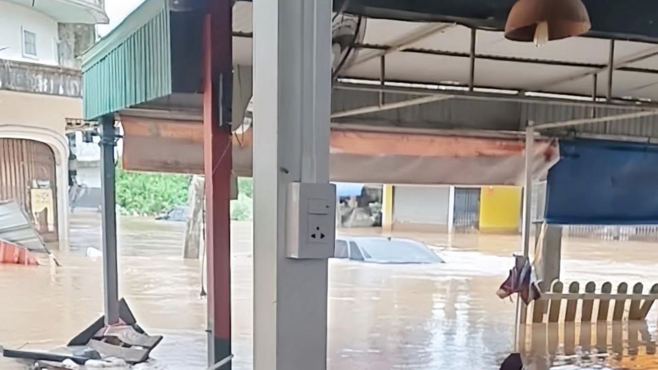 พบศพลอยติดหน้าร้านเค้กในหาดใหญ่ วอนหน่วยงานช่วยเหลือ