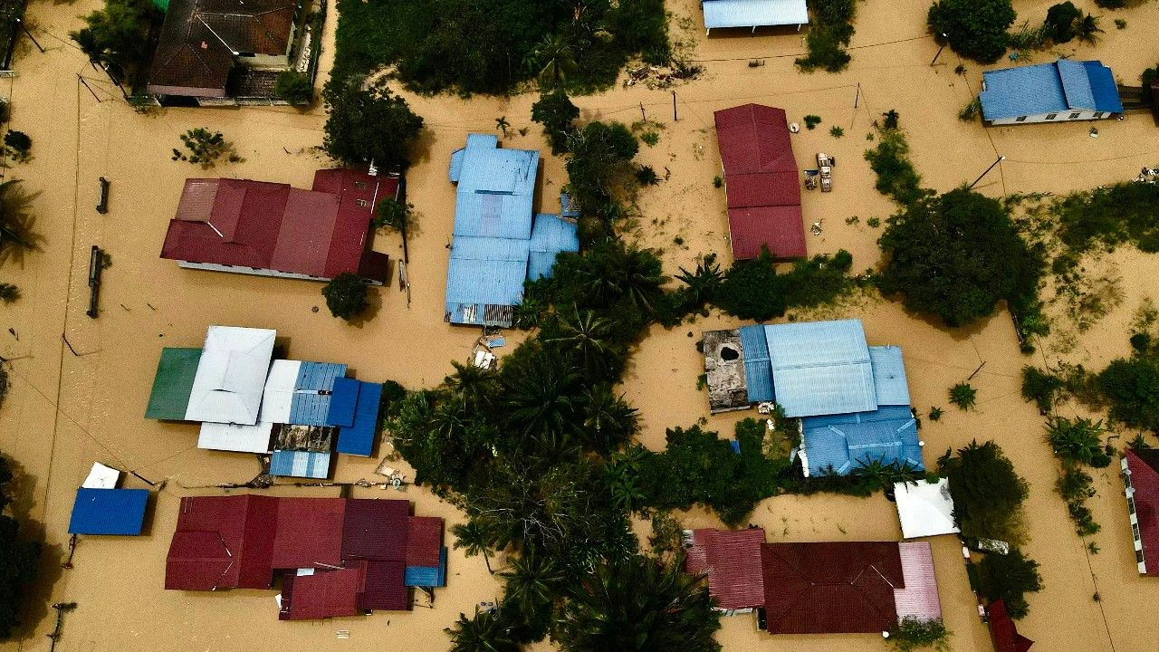 มาเลเซียออกคำเตือนฝนตกต่อเนื่อง กระทบหลายรัฐ