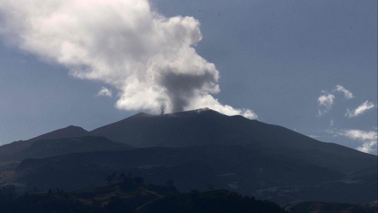 โคลอมเบียประกาศเตือนภัยสีส้ม หลังภูเขาไฟปูราเซปะทุครั้งแรกในรอบหลายทศวรรษ