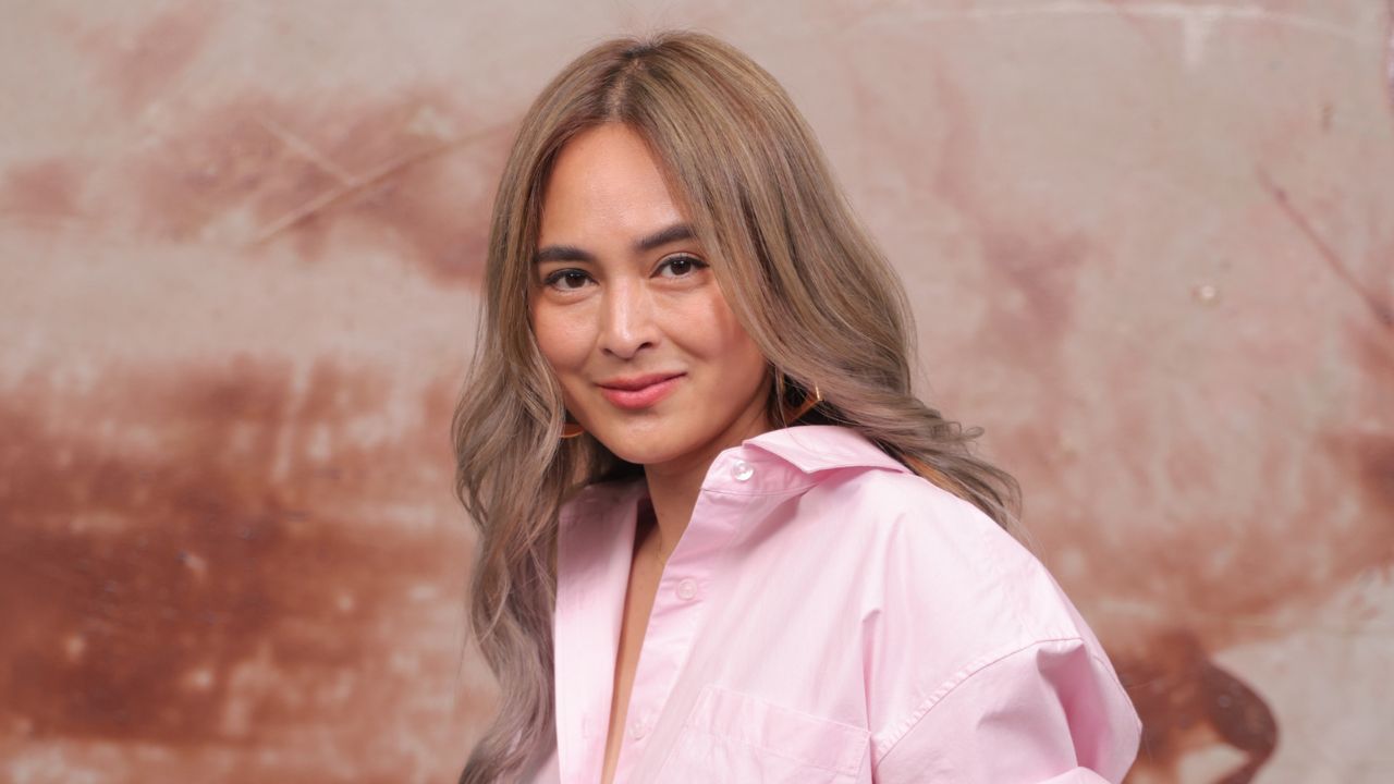 ตำรวจ ปอศ. จับ 'นานา ไรบีนา' ข้อหาฉ้อโกง