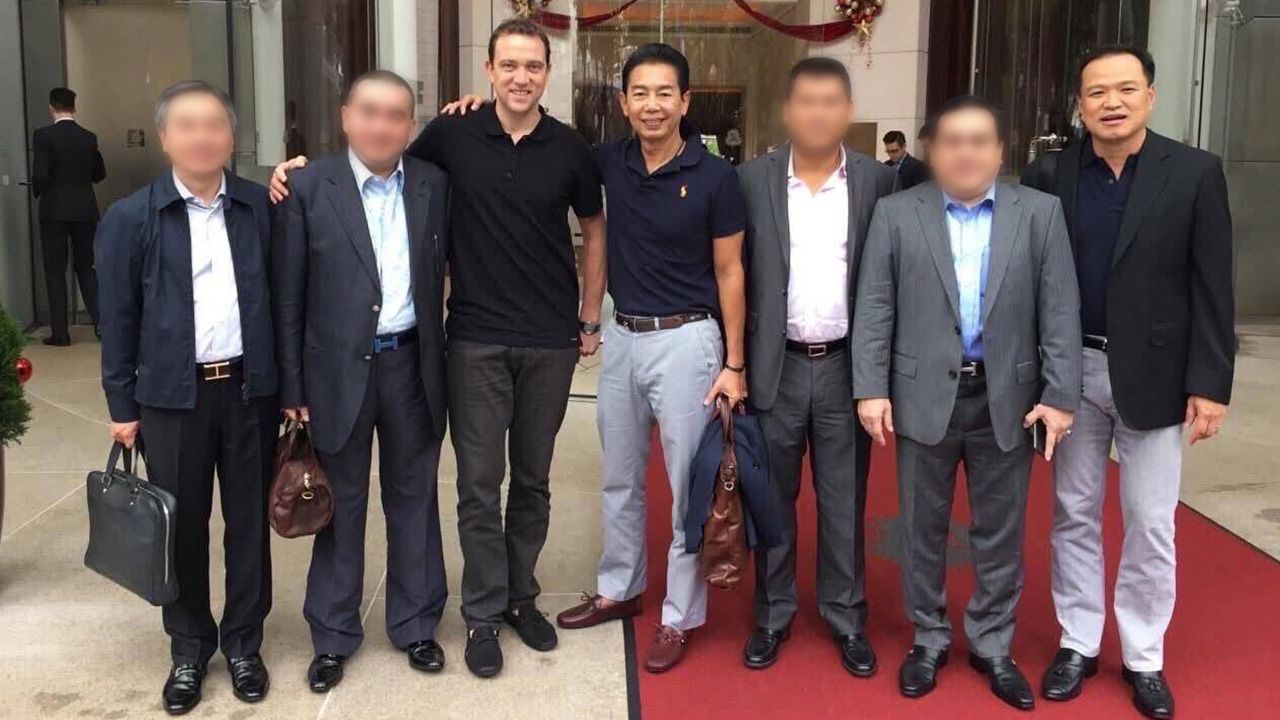 ภาพหลุดกระทบรัฐบาล อนุทิน-เอกนิติ ร่วมเฟรมเบน สมิธ