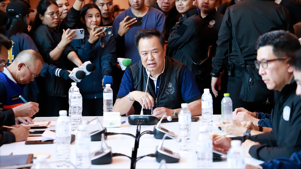 นายกรัฐมนตรีกำหนด 14 วัน ฟื้นฟูความสะอาดหาดใหญ่หลังอุทกภัย