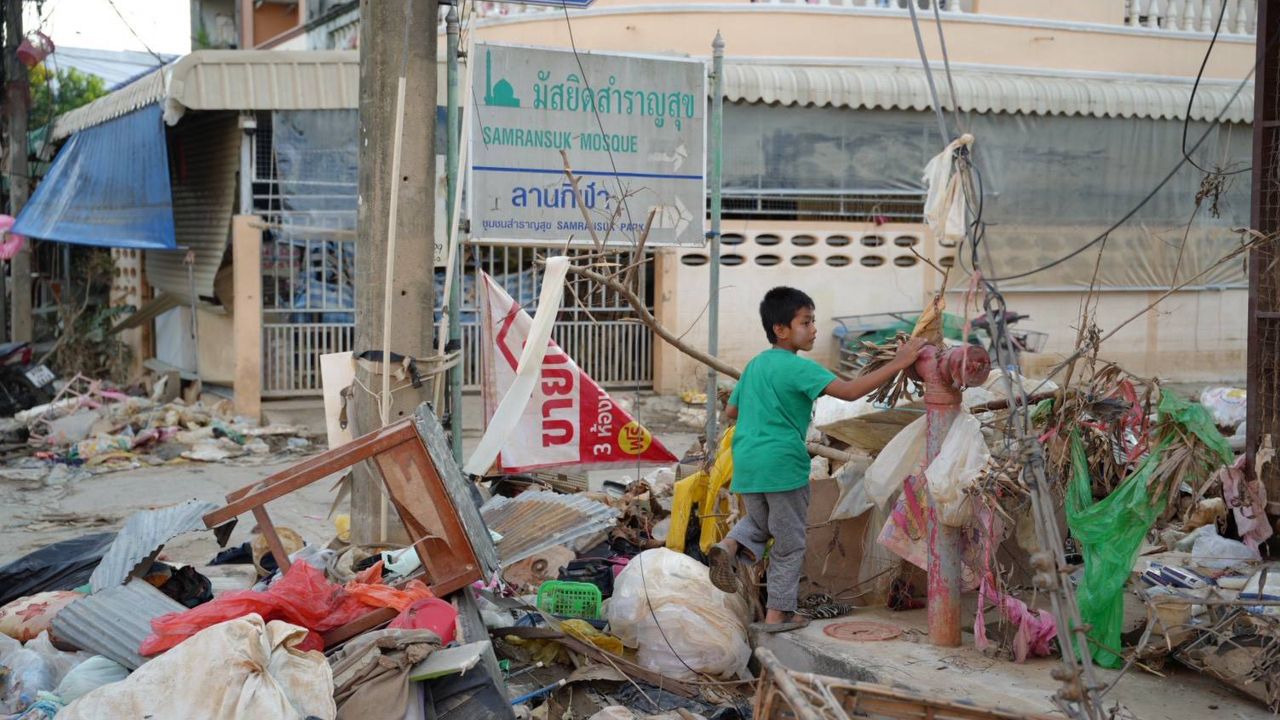 กรมส่งเสริมการปกครองท้องถิ่นเร่งช่วยเหลือผู้ประสบอุทกภัยใน 9 จังหวัดภาคใต้