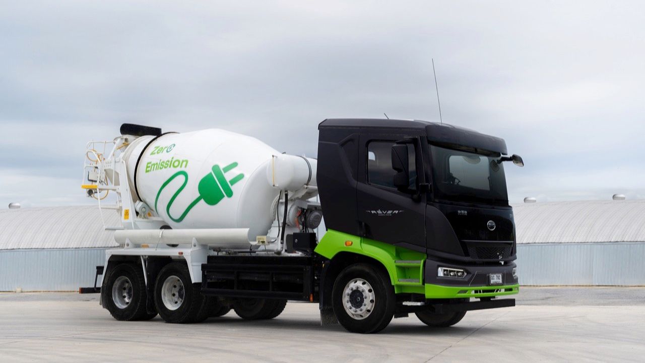 BYD T25 e-Mixer รถโม่ผสมคอนกรีตไฟฟ้าเพื่ออนาคต