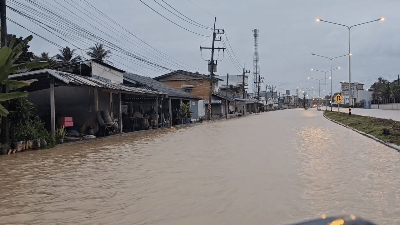 น้ำท่วมหนักนครศรีธรรมราช อ.สิชล-อ.ไชยา สถานการณ์ยังวิกฤติ