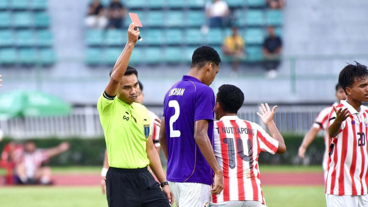 ผู้ตัดสินแมตช์ กรุงเทพคริสเตียน VS อัสสัมชัญ รับตัดสินผิด! “จตุรมิตรสามัคคี” มีมติ 4 ข้อ