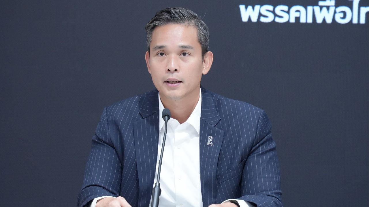 เพื่อไทยเร่งรัฐบาลจัดตั้งศูนย์พักพิงช่วยผู้ประสบภัยน้ำท่วม