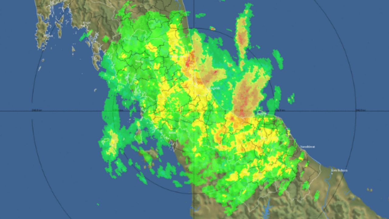 กรมอุตุนิยมวิทยาเตือน 8 จังหวัดภาคใต้เผชิญฝนตกหนักและน้ำท่วม