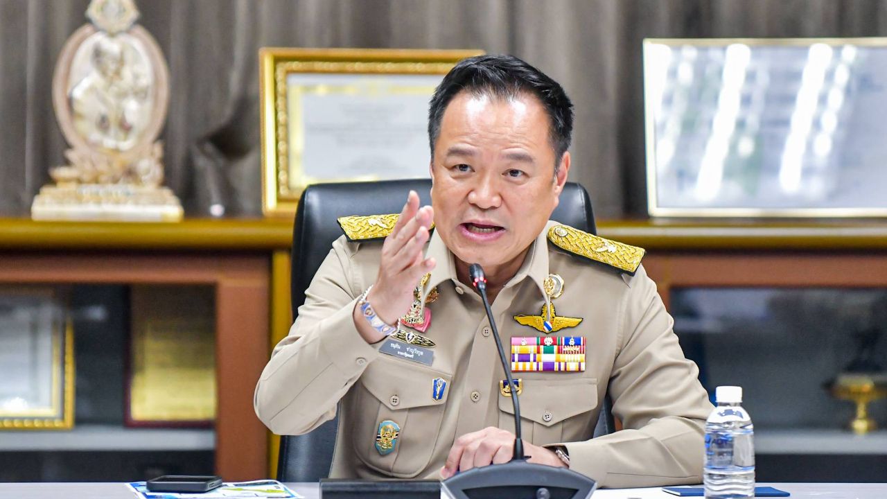 นายกฯ เรียกประชุมด่วน แก้ไขปัญหาน้ำท่วมภาคใต้