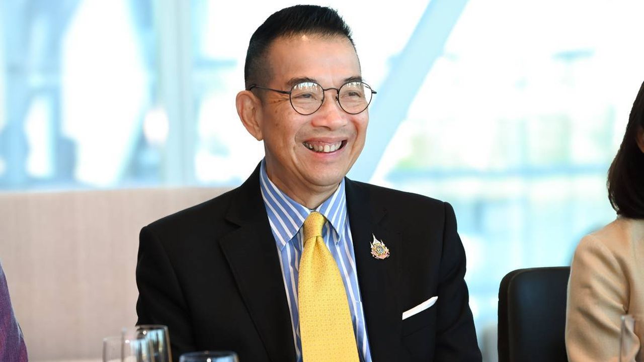 มาริษแนะไทยใช้จีนกดดันกัมพูชา รักษาสมดุลมหาอำนาจ