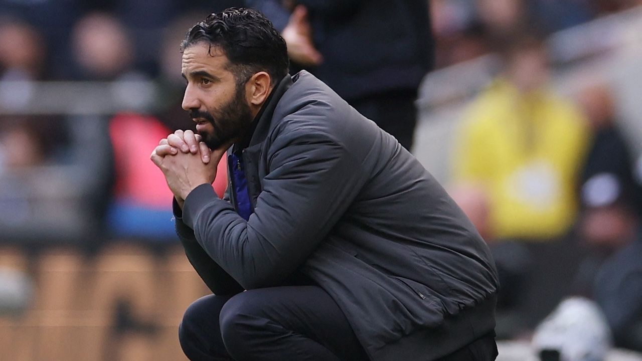 รอไปก่อนนะ "แมนยู" ยังไม่ชี้ขาดอนาคต 1 สตาร์ดัง แม้สัญญาฉบับปัจจุบันใกล้หมดเต็มที