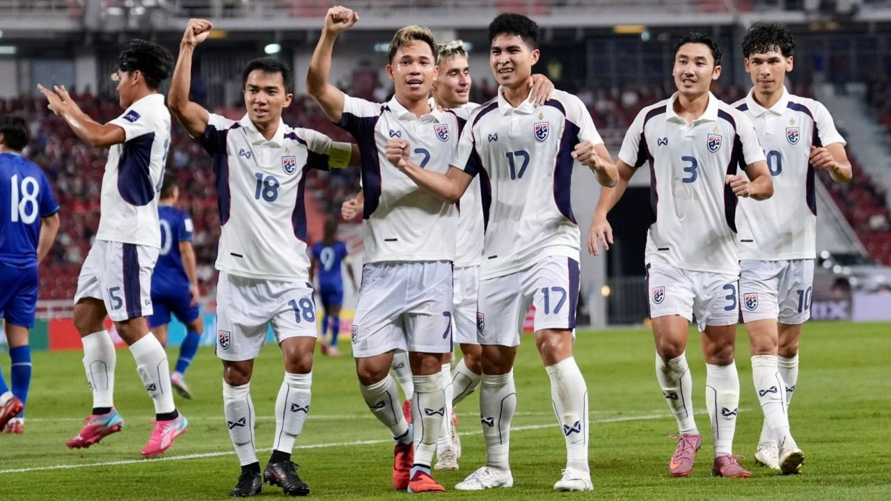 เรียกความพร้อมเต็มสูบ! ทีมชาติไทย วางคิวอุ่นเครื่องสิงคโปร์ ก่อนบุกศรีลังกา ลุ้นตั๋วเอเชียนคัพ