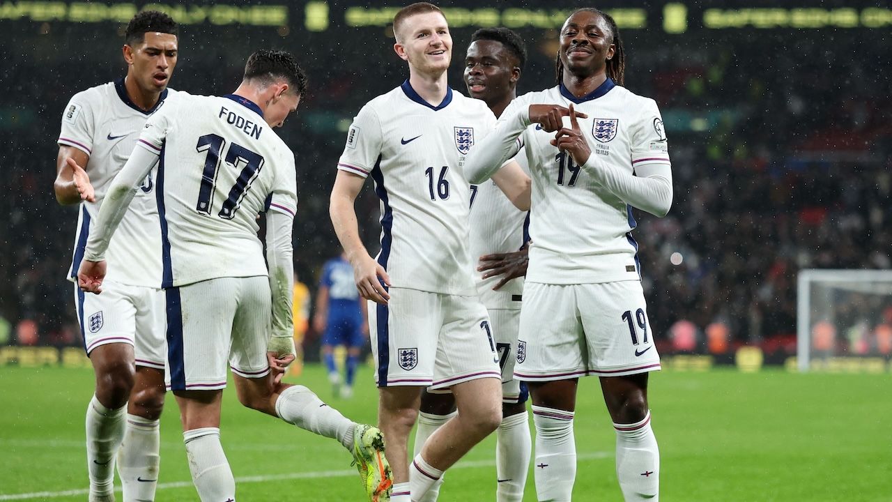 ผลบอลเมื่อคืน ทีมชาติอังกฤษ เชือด เซอร์เบีย คว้าชัย 7 นัดรวด คัดบอลโลก 2026