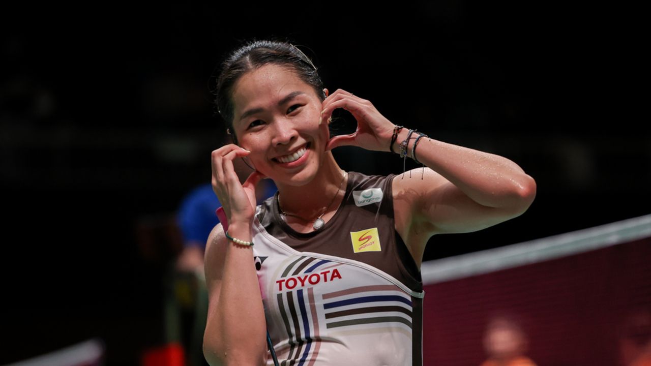 ยินดีด้วย "เมย์ รัชนก" ชนะอินโดฯ คว้าแชมป์แบดมินตัน เจแปน รายการที่ 2 ในปีนี้