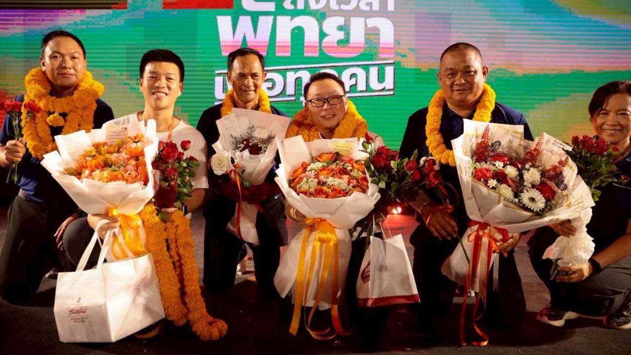 ปชน. เปิดตัว “อิทธิวัฒน์” แคนดิเดตนายกเมืองพัทยา พร้อมว่าที่ผู้สมัคร สม. จัดเต็มนโยบาย