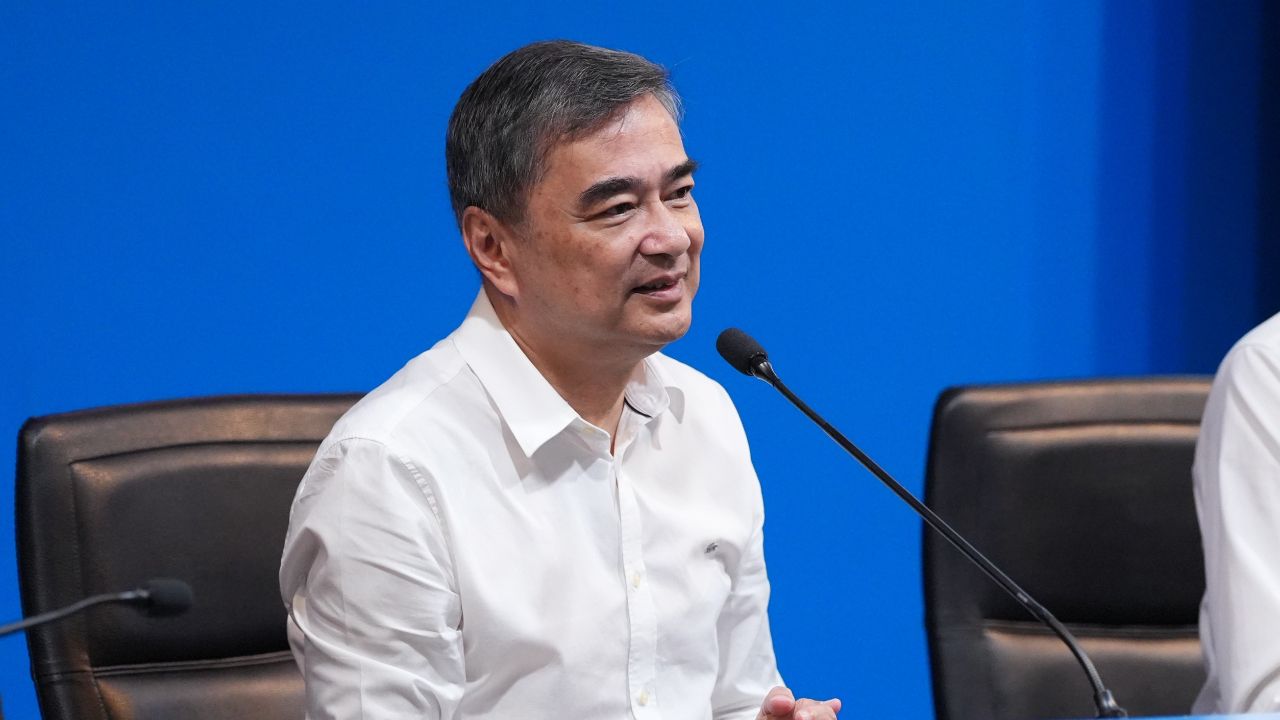 “อภิสิทธิ์” เผย ประชาธิปัตย์เดินหน้าฟื้นกฎหมายภาคประชาชน สัปดาห์เดียว 5 ฉบับ