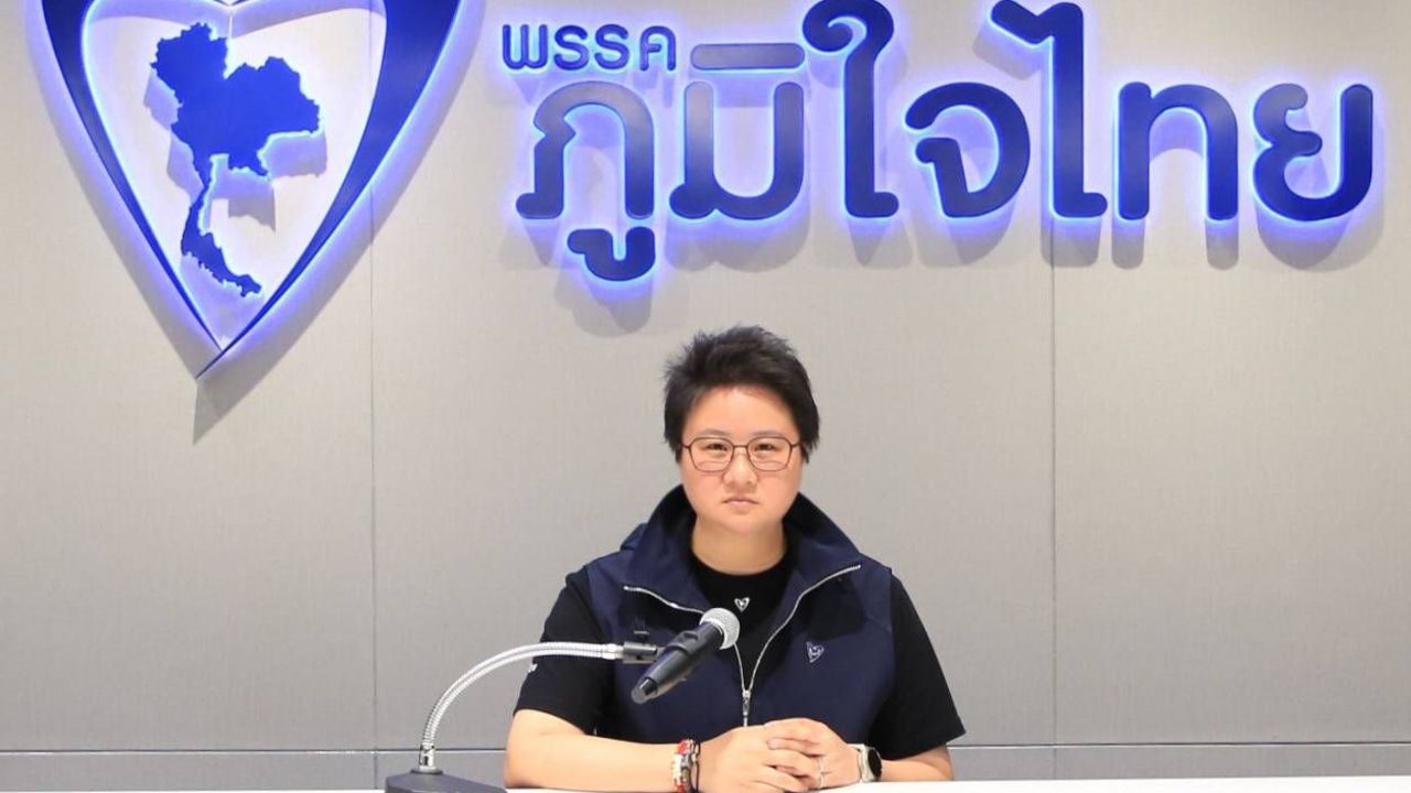 “ภูมิใจไทย” ฟาดกลับพรรคส้มหวังเบี่ยงเบนปัญหาภายในพรรค  ยันไม่มี “ระบอบสีน้ำเงิน”