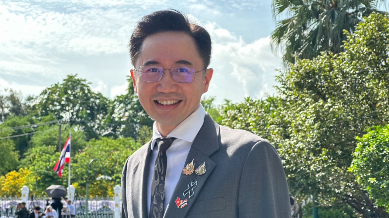 “ยศชนัน” บอกนิมิตหมายดี หลัง ปชน. ร่วมลงชื่อร่างแก้ไขรัฐธรรมนูญฉบับพรรคเพื่อไทย