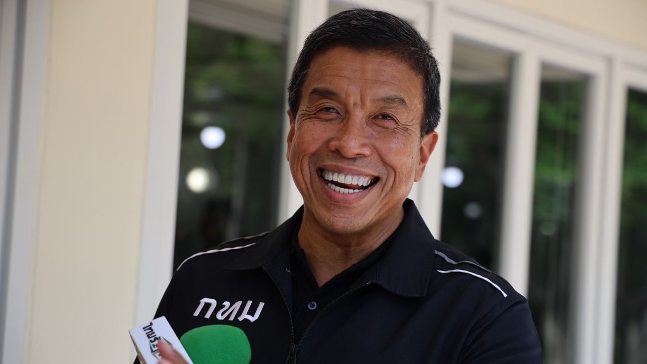“ชัชชาติ” เผยก่อน 21 พ.ค. ประกาศความพร้อมสมัครผู้ว่าฯ กทม. ปัดข่าวดีล ปชน.