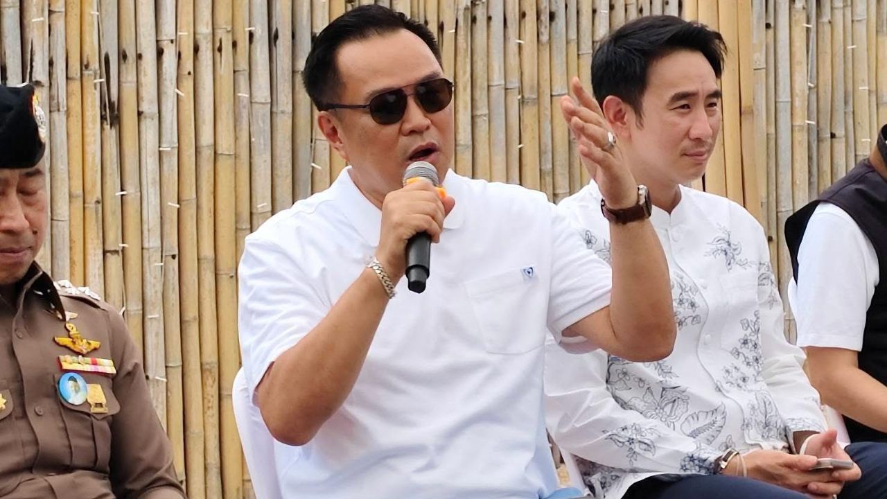 “อนุทิน” ลุยปราบกุ๊ยรุกชายหาดบางเทา ภูเก็ต สร้างบาร์เบียร์และร้านอาหาร เย้ยกฎหมาย
