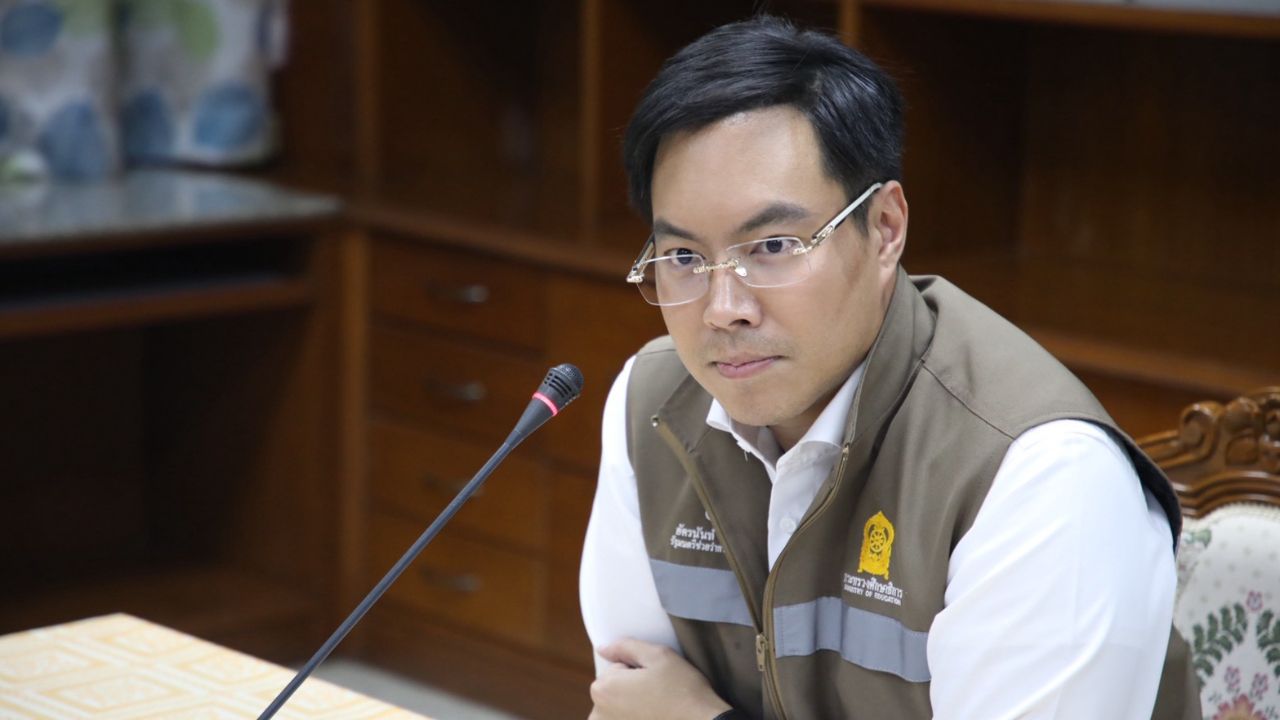“อัครนันท์” รมช.ศธ. ทุบโต๊ะคืนความยุติธรรมให้ผู้เสียหายถูกอดีตครูล่วงละมิด หลังเรื่องค้างนาน 2 ปี