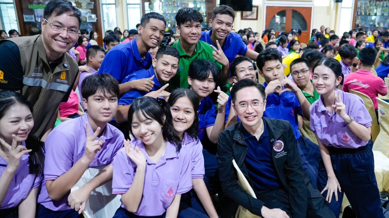 “ยศชนัน” ปลุกพลังเด็ก ม.5 ชี้ผลสอบไม่ใช่จุดจบ คนธรรมดาก็พลิก