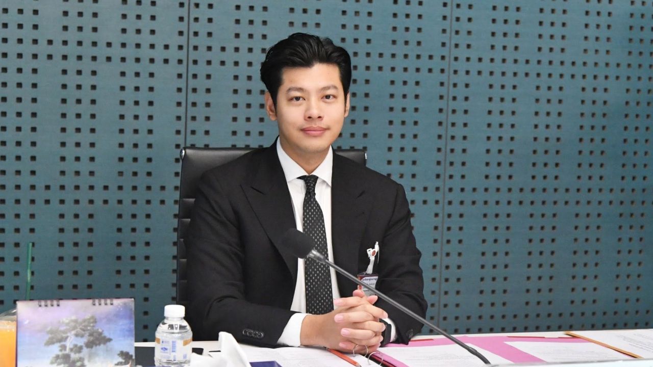 “ศุภณัฐ” จี้ “ชัชชาติ” แจงให้ชัด 12 ข้อ ปมทุจริตจัดซื้อเครื่