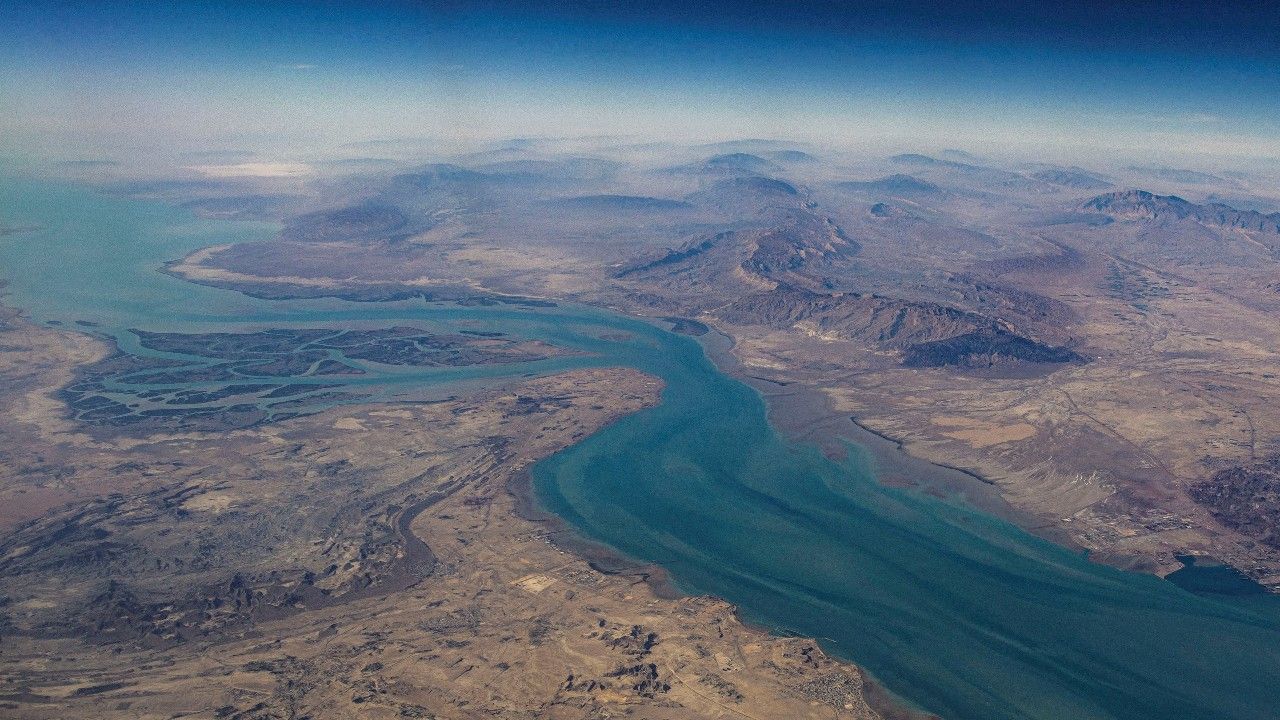 สถานการณ์ฮอร์มุซเริ่มผ่อนคลาย เรือพาณิชย์เพิ่มขึ้น