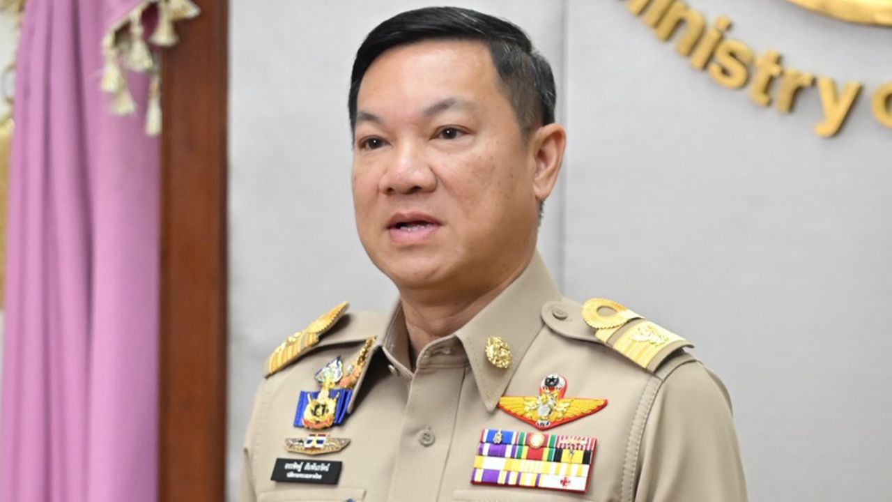 ปลัดมหาดไทย สั่ง ผวจ.ประสานผู้การตำรวจจังหวัด ผ่อนผันรถขนส่งน้ำมันวิ่งตลอด 24 ชม.