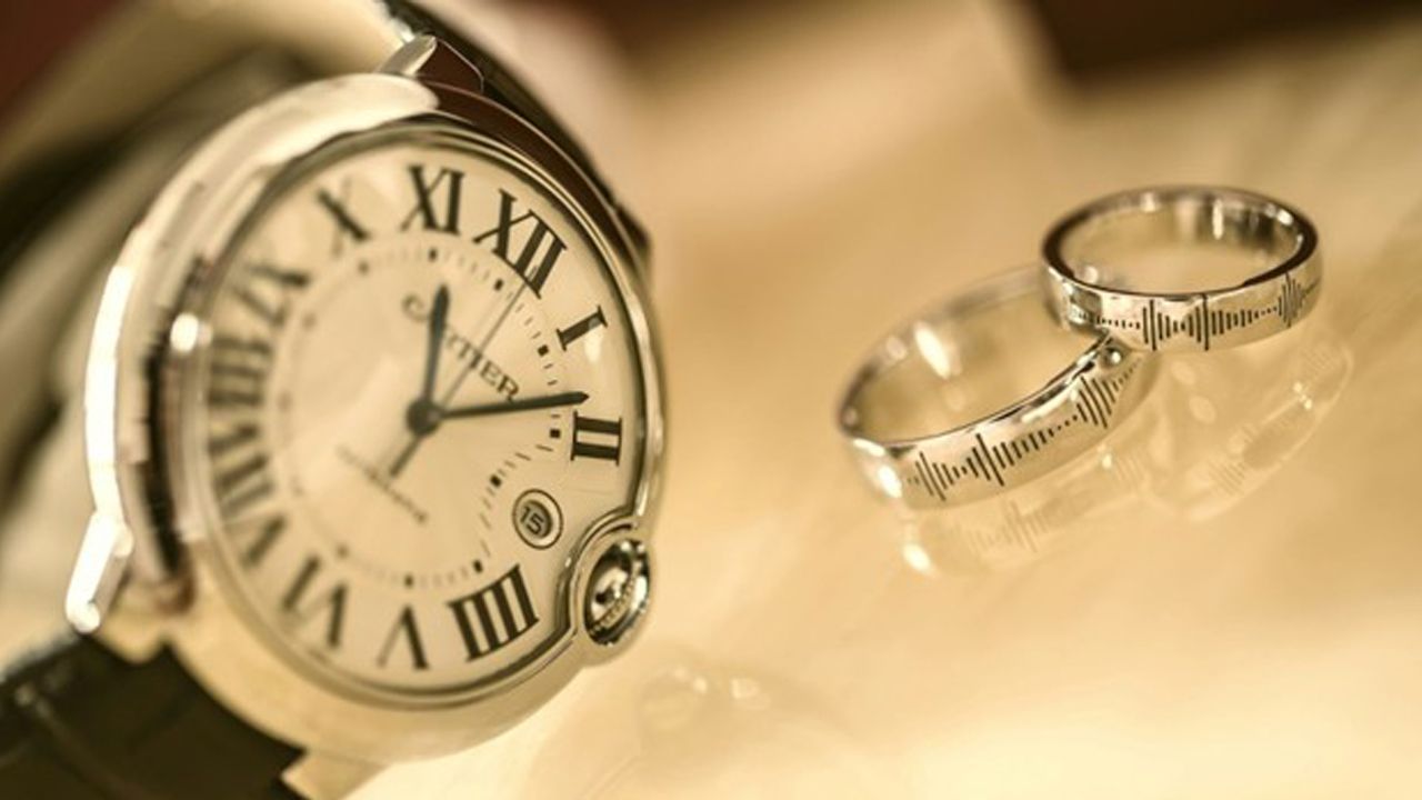 ถอดรหัสเสน่ห์นาฬิกา Cartier ไอคอนความประณีตสวยงามแบบ Unisex ที่ไร้ขอบเขต
