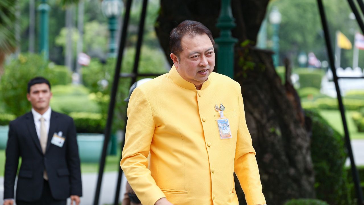 ประวัติ 'สุชาติ ชมกลิ่น' แชมป์ ส.ส. ชลบุรี เขต 1 ว่าที่รมว. ทรัพยากรธรรมชาติฯ