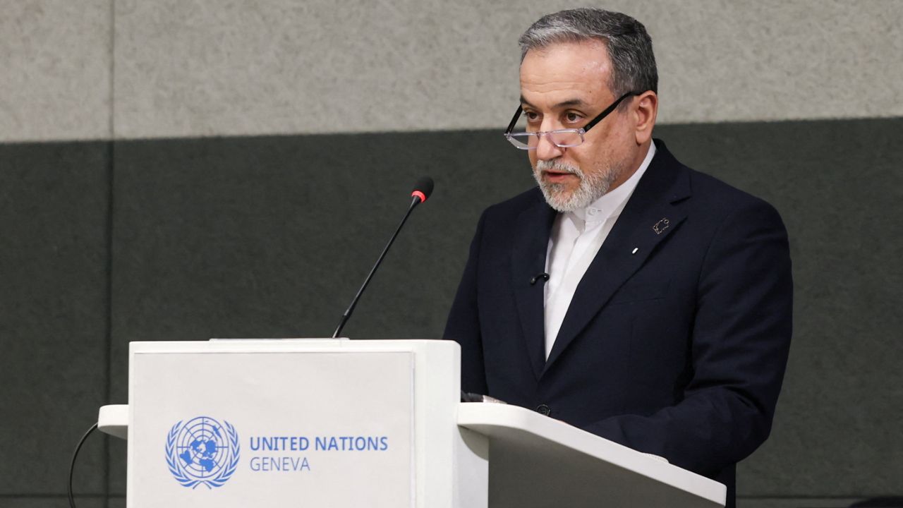 อิหร่านยืนยัน ช่องแคบฮอร์มุซยังเปิด แต่ปิดกับศัตรู