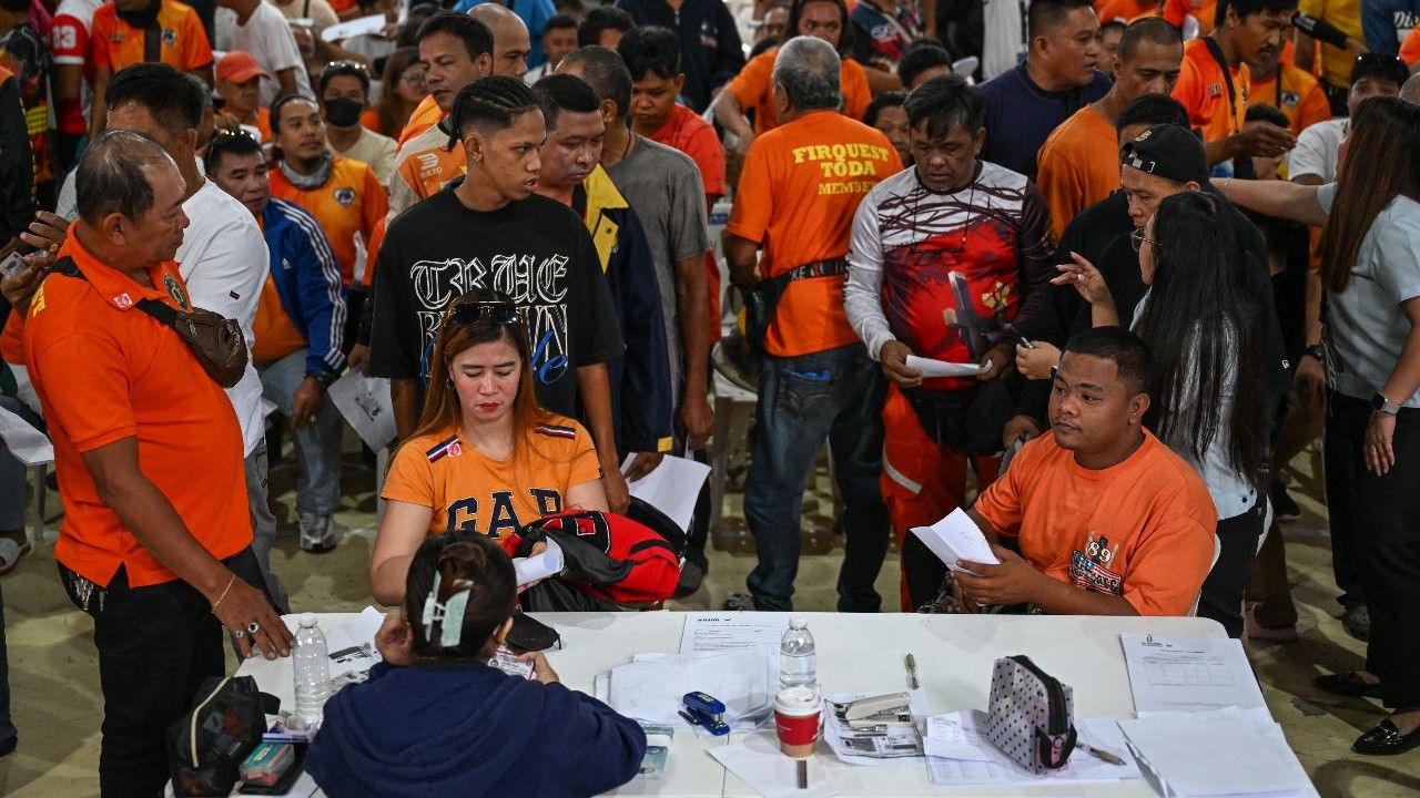 ฟิลิปปินส์เร่งแจกเงินเยียวยา-ขึ้นค่าโดยสาร หลังราคาน้ำมันพุ่งเซ่นพิษสงคราม