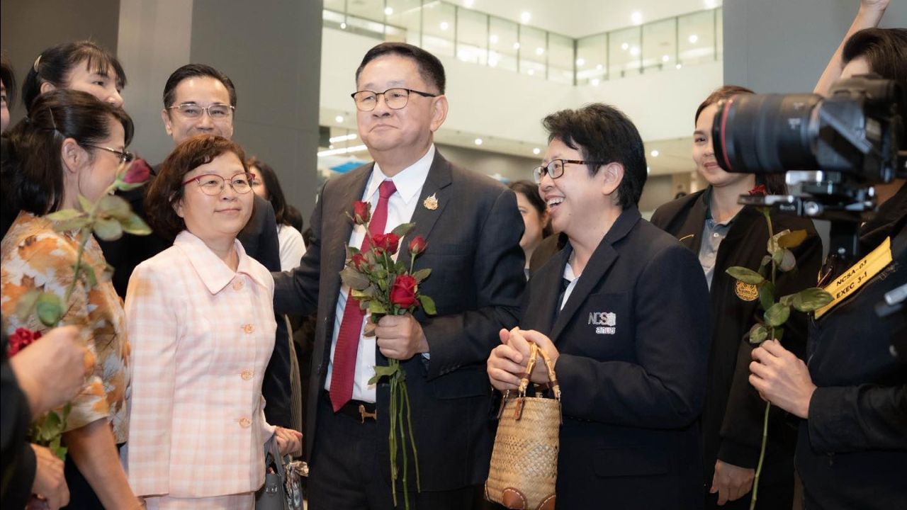 ประเสริฐ จันทรรวงทอง: จากนักการเมืองสู่การปฏิรูปแรงงานในยุคดิจิทัล