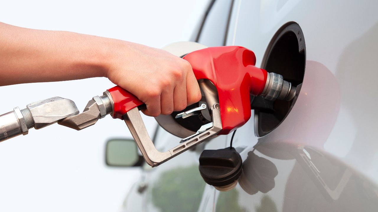 ราคาน้ำมันพรุ่งนี้ 30 มีนาคม 2569 อัปเดตราคาล่าสุด "ดีเซล-โซฮอล์" ลิตรละกี่บาท