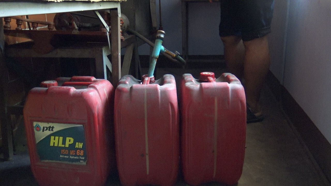 สัปเหร่อสุดทน ไปซื้อน้ำมันมาเผาศพ ถูกปฏิเสธ ถึงขั้นต้องขนร่างคนตายใส่โลงขับรถมาที่ปั๊ม