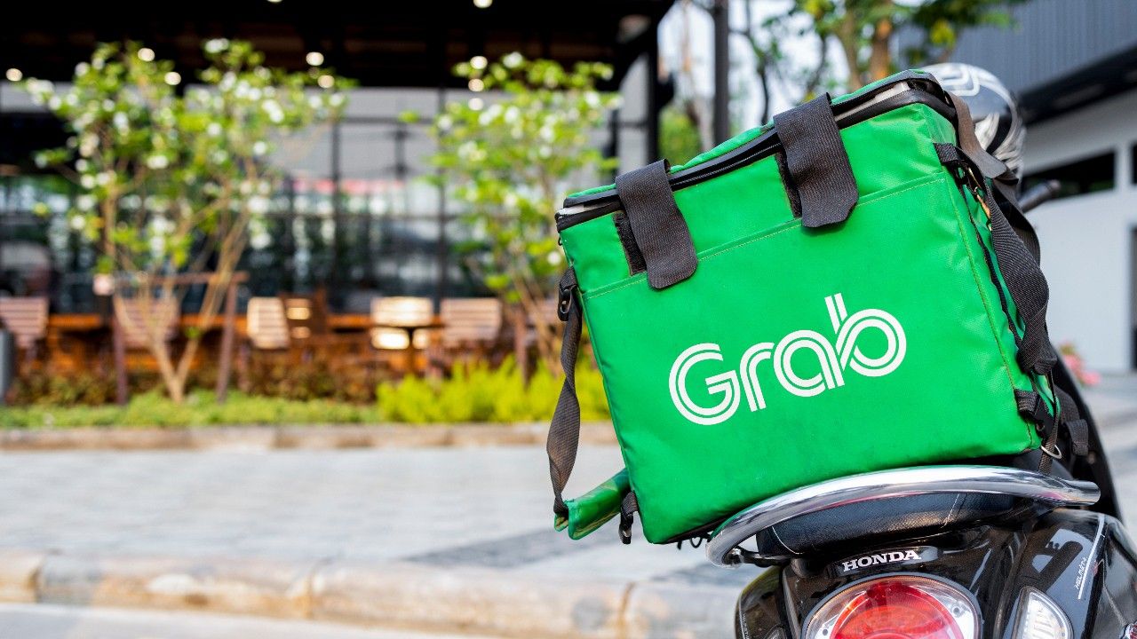 Grab ขึ้นค่าธรรมเนียมน้ำมันชั่วคราวในสิงคโปร์ เริ่ม 7 เม.ย. ช่วยไรเดอร์รับมือต้นทุนพุ่ง