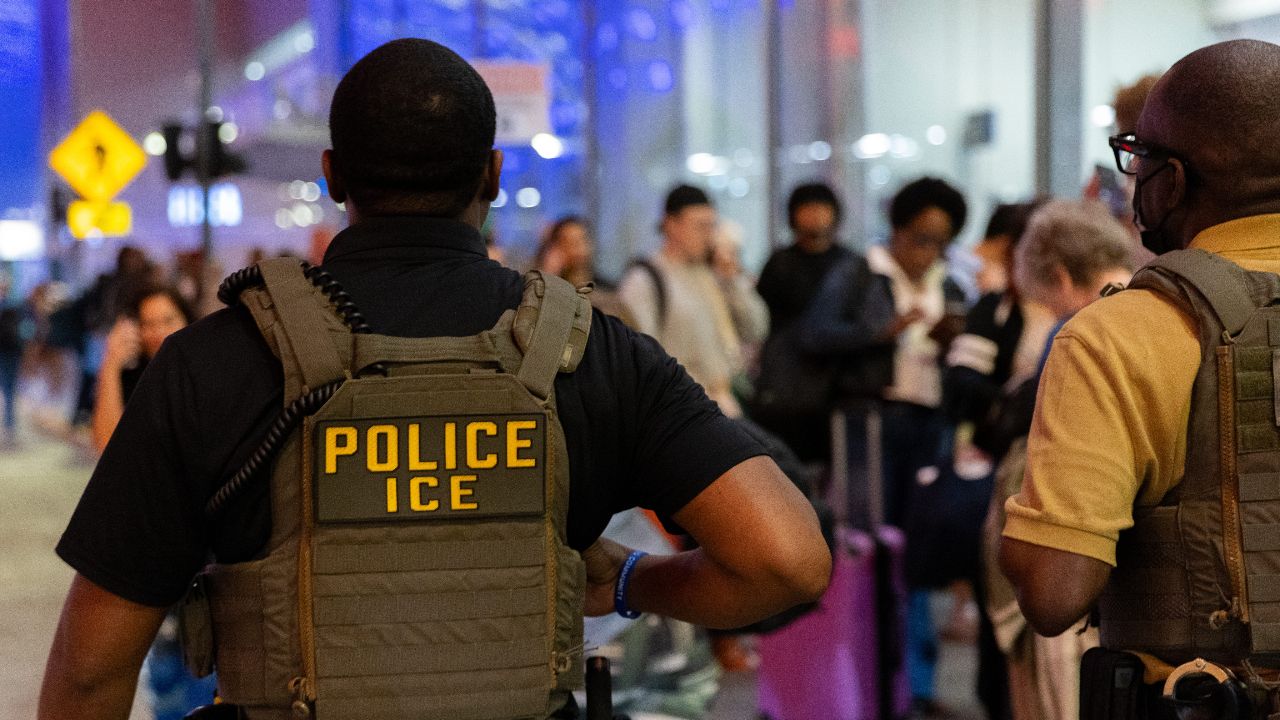 ชายเม็กซิกันเสียชีวิตในศูนย์กักกัน ICE เป็นรายที่ 14 ของปี