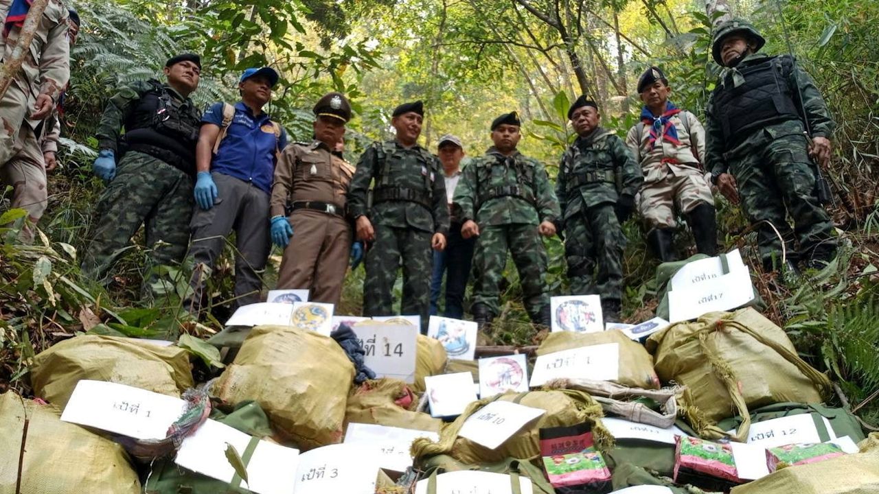 กองกำลังผาเมืองรัว 8 ศพขนยาเสพติด เป็นผีเฝ้าป่าชายแดนฝาง ของกลางอื้อ