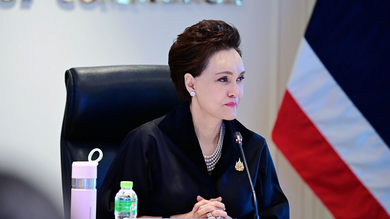 รองนายกรัฐมนตรีศุภจี นำ 3 กระทรวง รับมือราคาน้ำมันและช่วยเหลือประชาชน