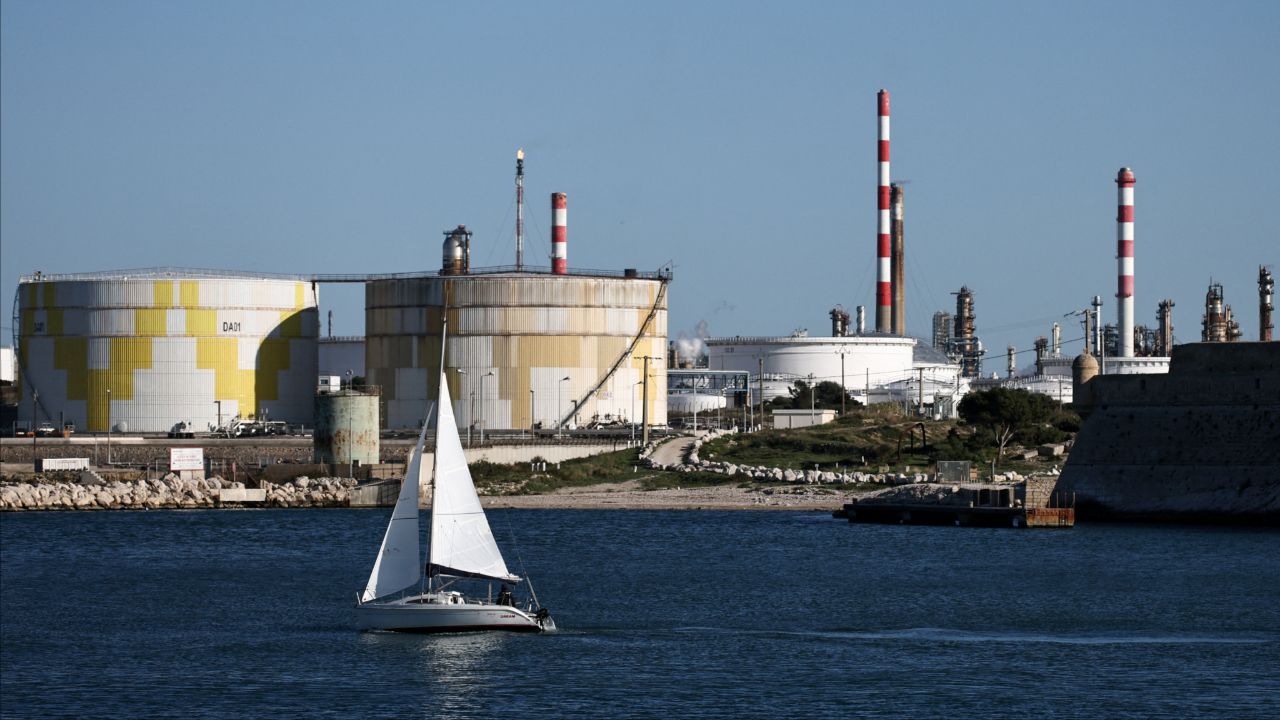 อิหร่านเตือน จะทำลายโครงสร้างพื้นฐานหากสหรัฐฯ โจมตี