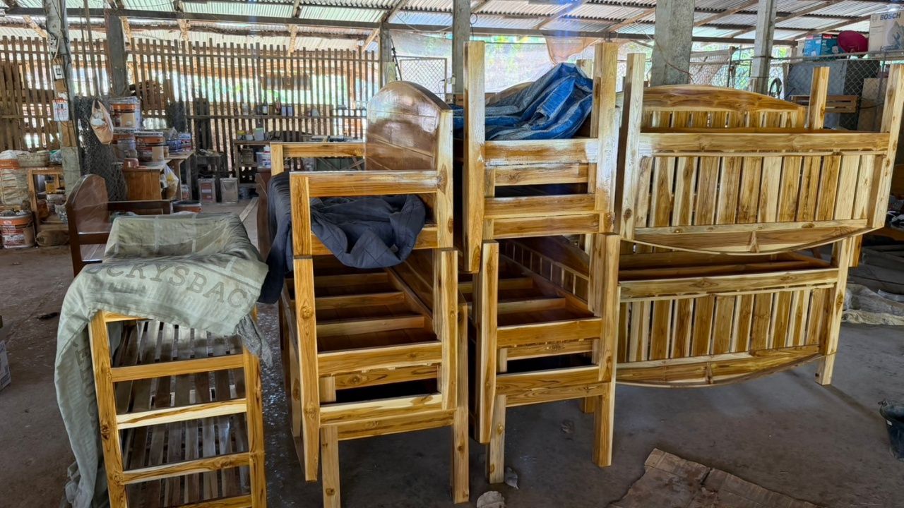 เจ้าของโรงงานเฟอร์นิเจอร์ในกำแพงเพชร ร้องเรียนถูกเรียกเก็บส่วยเดือนละ 4,000 บาท