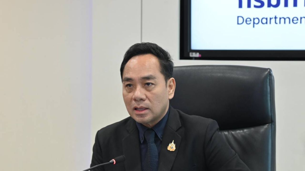 วิกฤตเม็ดพลาสติกขาดแคลน ราคาวัตถุดิบพุ่ง 40% รัฐเตรียมควบคุมสินค้า 6 รายการ