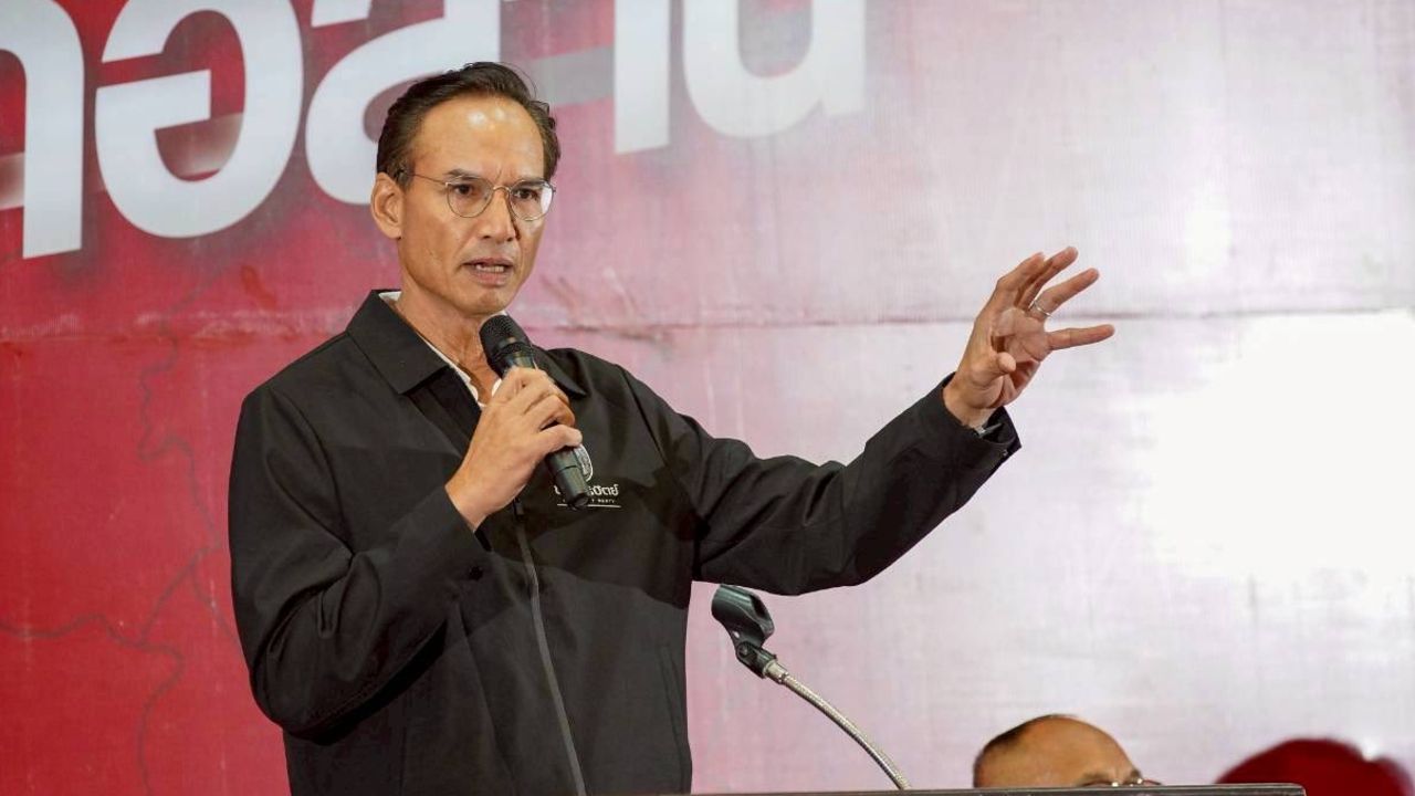 “กรณ์” แฉ คิวเติมน้ำมันในภาคใต้ยังยาว ตั้งคำถาม ทำไมน้ำมันยังไม่ออกจากคลัง