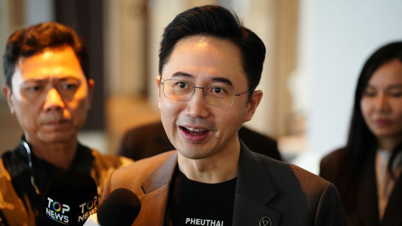 เพื่อไทยเตรียมเสนอญัตติแก้ไขปัญหาราคาน้ำมันพรุ่งนี้