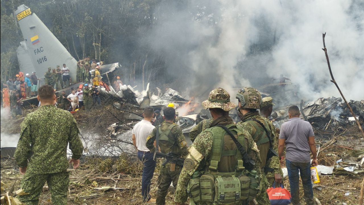 เครื่องบินทหารโคลอมเบียตก พบศพ 1 ราย บาดเจ็บ 77 คน