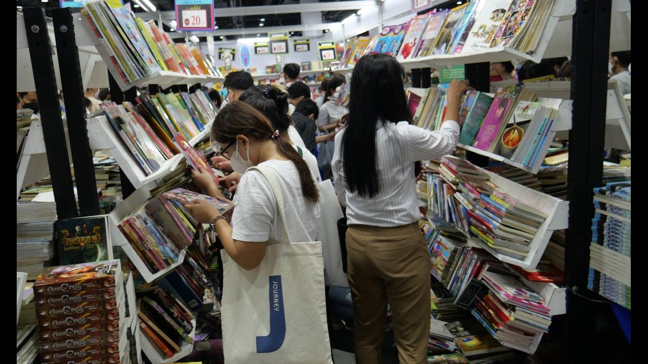 งานหนังสือ 2569 เปิดฉากแล้ว! ช้อปหนังสือราคาพิเศษ พบนักเขียนตำนาน ที่ศูนย์สิริกิติ์