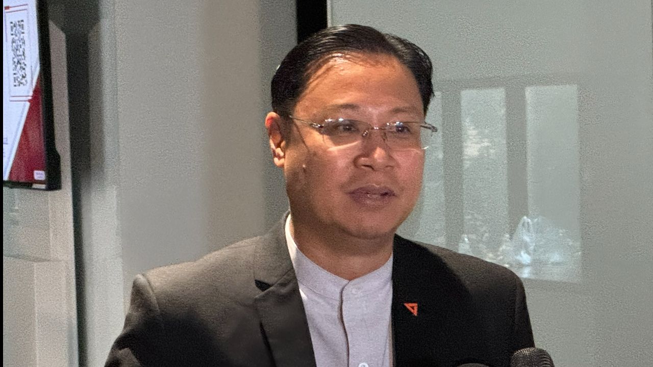 “ณัฐวุฒิ” เผยที่ประชุมร่วม เคาะ ประชุมสภาฯ เพิ่มวันศุกร์ แต่ไม่เกิน 2 ครั้งต่อเดือน