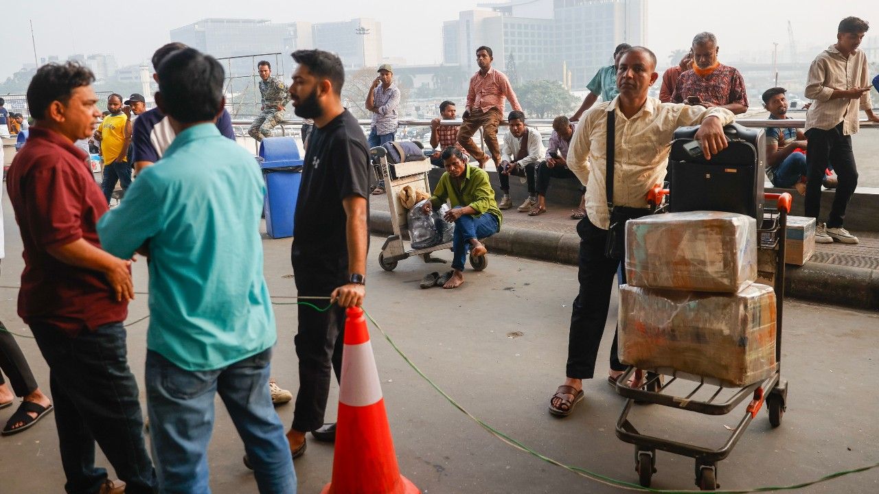 เกิดเหตุโดรนโจมตีภายในสนามบินนานาชาติคูเวต โดนถังเชื้อเพลิงระเบิดไฟลุกไหม้