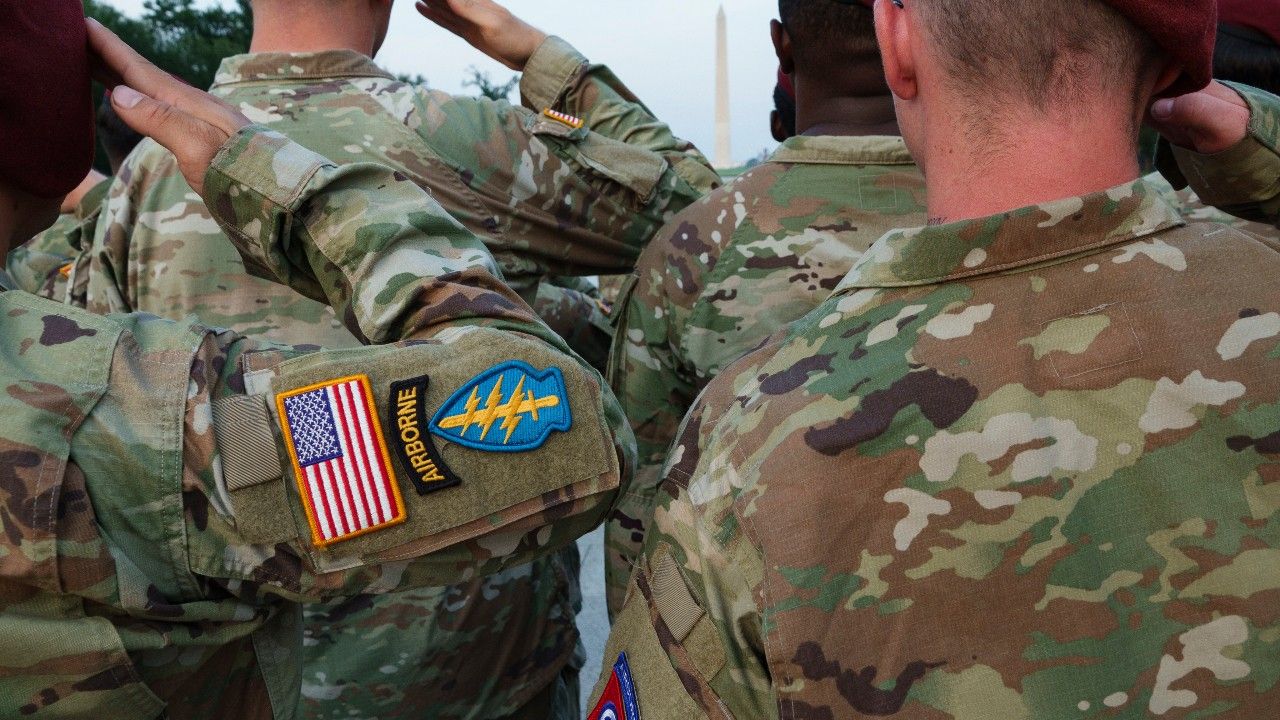 สหรัฐฯ เตรียมส่ง "กองพลร่มที่ 82" เกือบ 4,000 นาย บุกตะวันออกกลาง